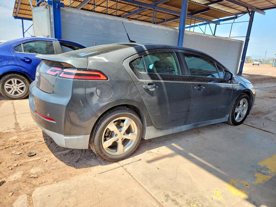 Photo 3 from auction – 2014 CHEVROLET VOLT with VIN 1G1RC6E47EU112347