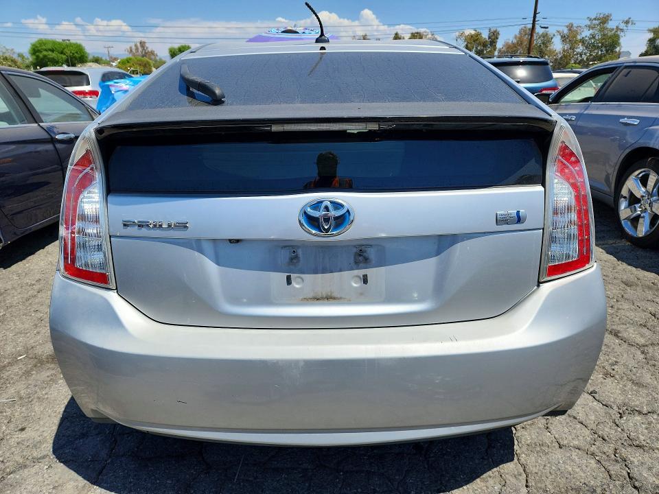 Photo 6 from auction – 2012 TOYOTA PRIUS with VIN JTDKN3DU3C5443694
