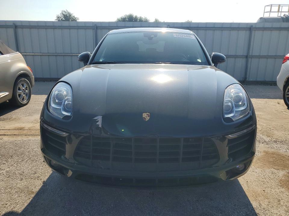 Photo 5 from auction – 2018 PORSCHE MACAN with VIN WP1AA2A53JLB04522