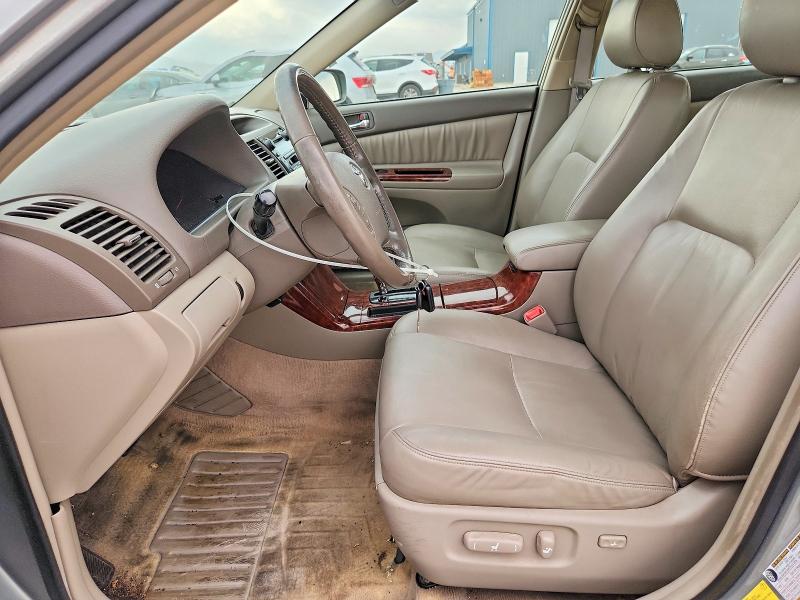 Photo 7 from auction – 2005 TOYOTA CAMRY with VIN JTDBF30K450162859