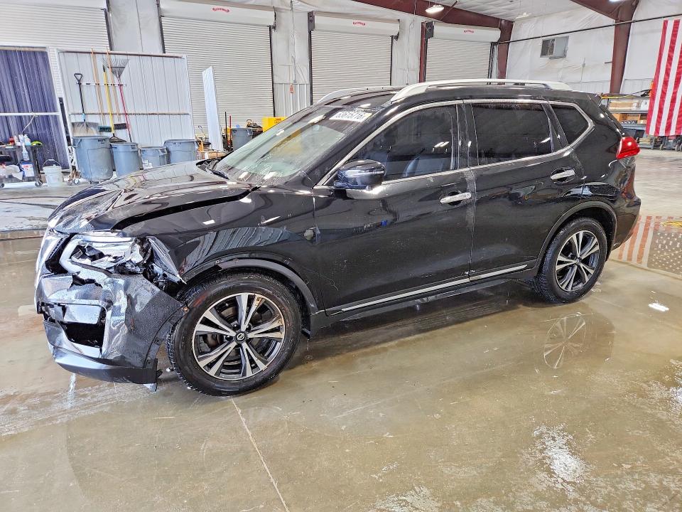 2017 NISSAN ROGUE - Търг №63615716