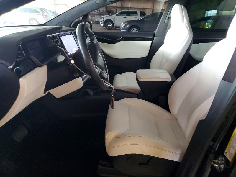 Photo 7 from auction – 2017 TESLA MODEL X with VIN 5YJXCBE2XHF070503