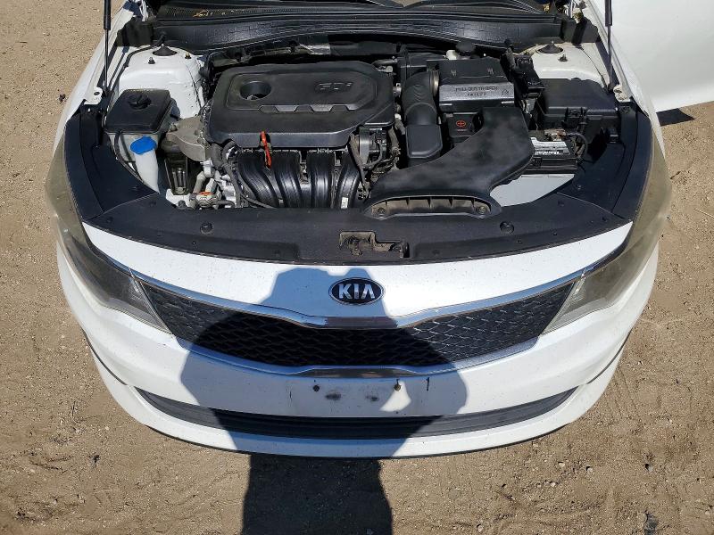 Photo 11 from auction – 2018 KIA OPTIMA with VIN 5XXGT4L31JG248843