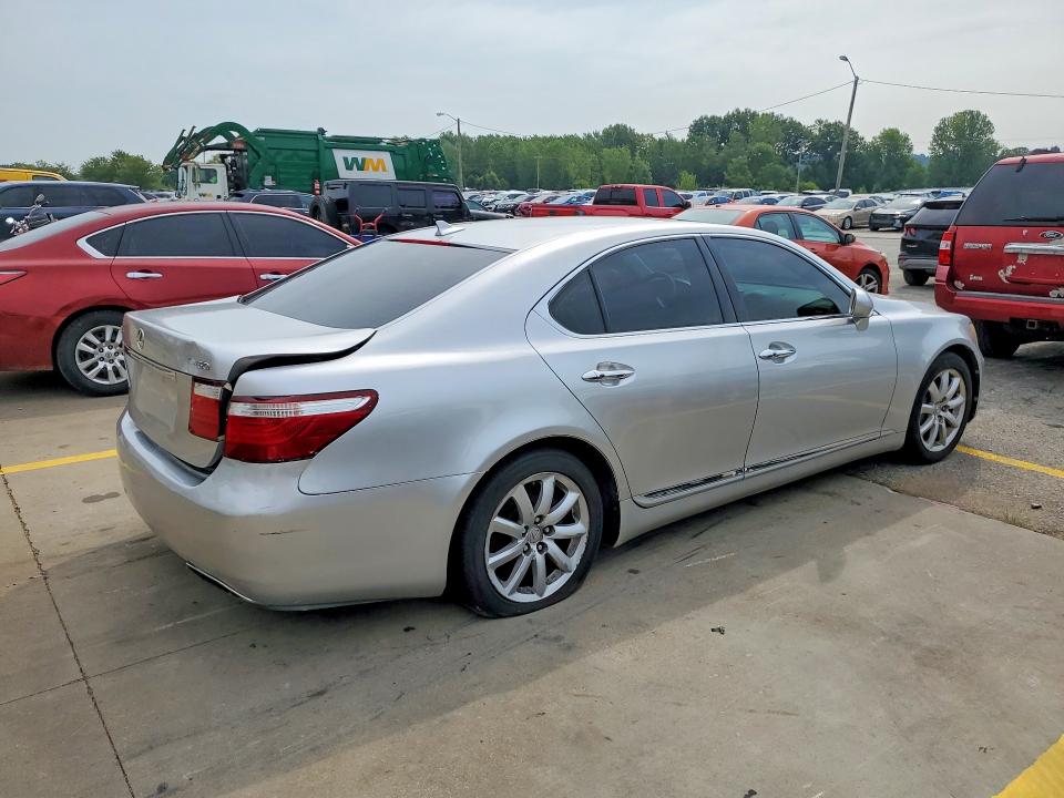 صورة رقم 3 من المزاد - 2008 LEXUS LS مع VIN JTHBL46F685074541