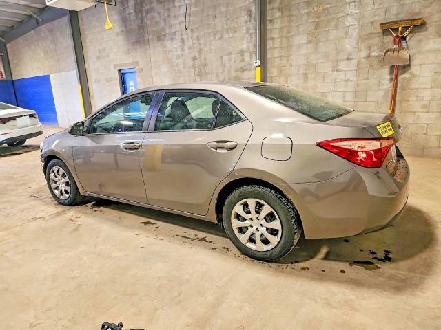 Снимка 2 от търг – 2018 TOYOTA COROLLA с VIN 5YFBURHE7JP770303