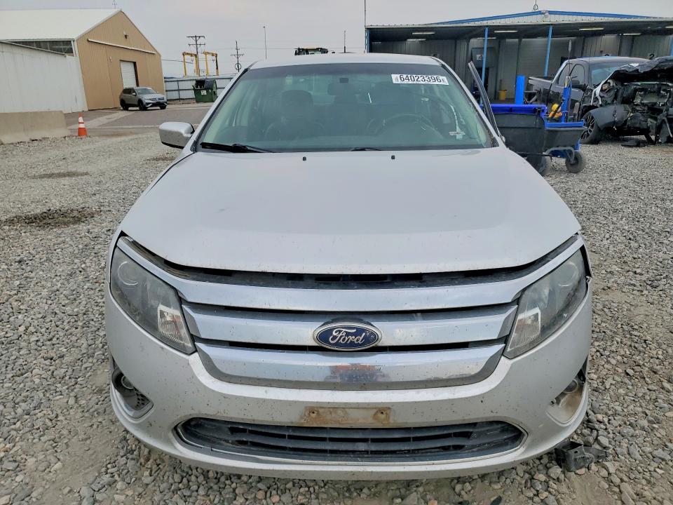 Photo 5 from auction – 2011 FORD FUSION with VIN 3FAHP0JA2BR140677