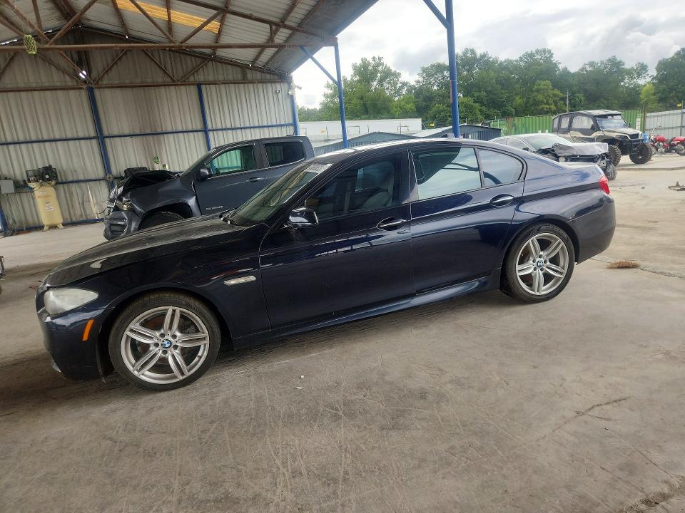 BMW 528 2013 with VIN WBAXG5C55DDY31116 - Photo from auction