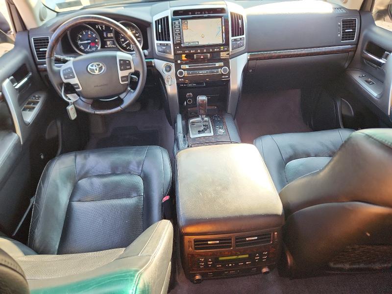Photo 8 from auction – 2015 TOYOTA LAND CRUISER with VIN JTMHY7AJ3F4030851