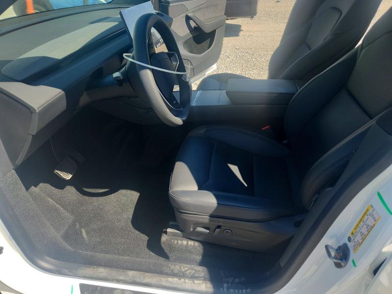 Фото 7 с аукциона – 2026 TESLA MODEL Y с VIN 7SAYGDEE4TA680369