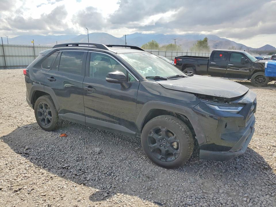 Photo 4 from auction – 2022 TOYOTA RAV4 with VIN 2T3S1RFV8NW324507