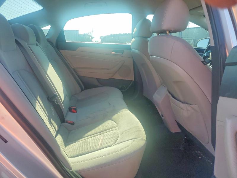 Photo 10 from auction – 2018 HYUNDAI SONATA with VIN 5NPE34AF3JH651828