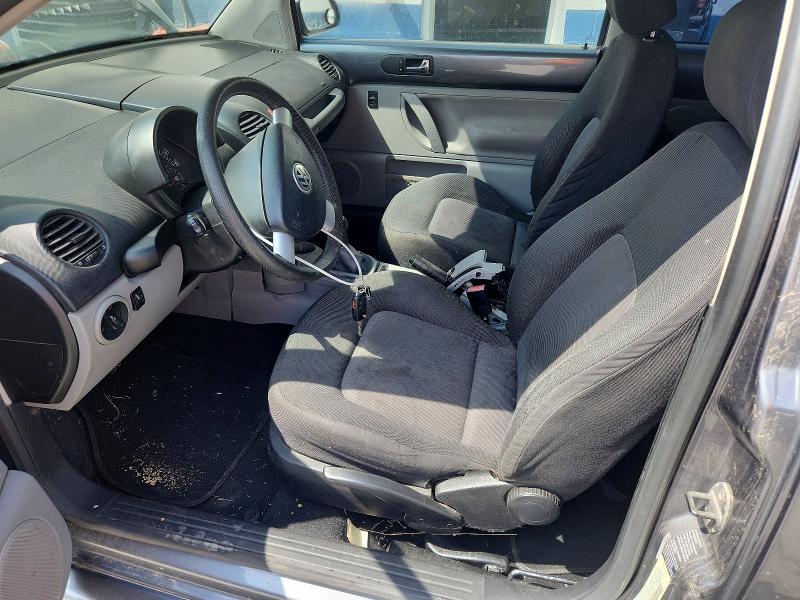 Снимка 7 от търг – 2004 VOLKSWAGEN NEW BEETLE с VIN 3VWCK31C44M412343