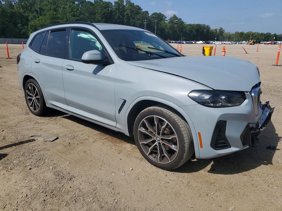 Photo 4 from auction – 2022 BMW X3 with VIN 5UX43DP0XN9M16340