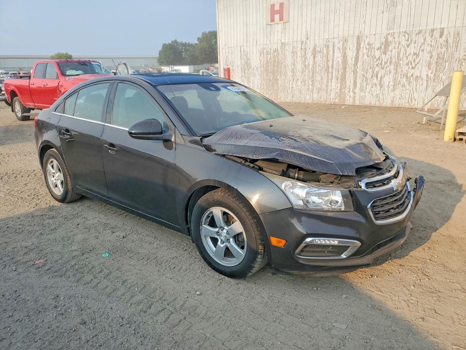 Photo 4 from auction – 2015 CHEVROLET CRUZE with VIN 1G1PC5SB6F7286589