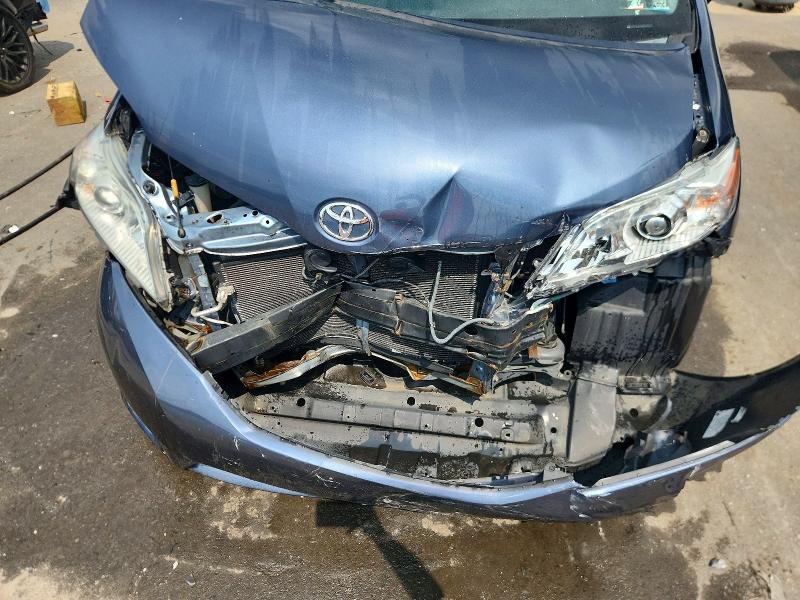 Photo 12 from auction – 2013 TOYOTA SIENNA with VIN 5TDKK3DC5DS341339