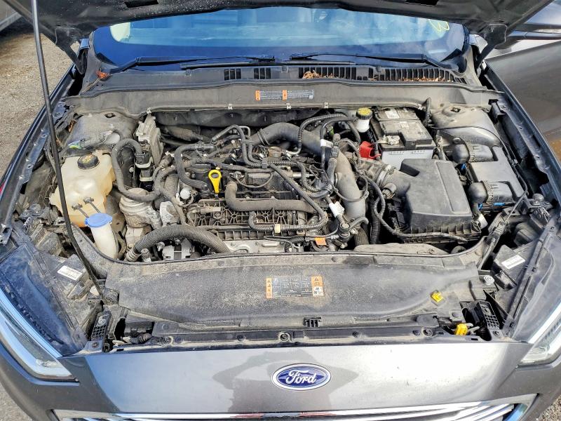 Photo 11 from auction – 2019 FORD FUSION with VIN 3FA6P0CD9KR147334