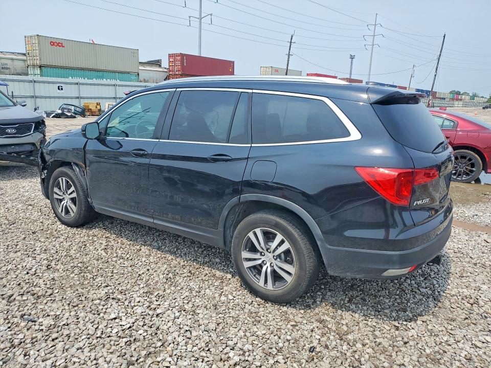 Photo 2 from auction – 2016 HONDA PILOT with VIN 5FNYF6H83GB092022