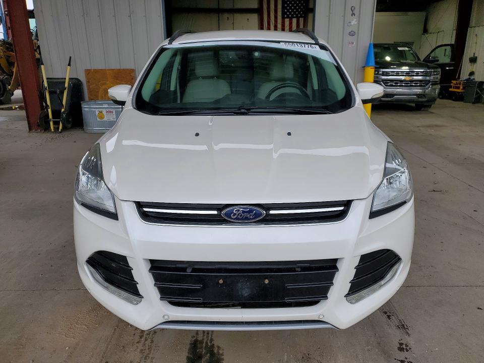 Photo 5 from auction – 2013 FORD ESCAPE with VIN 1FMCU9H96DUD39896