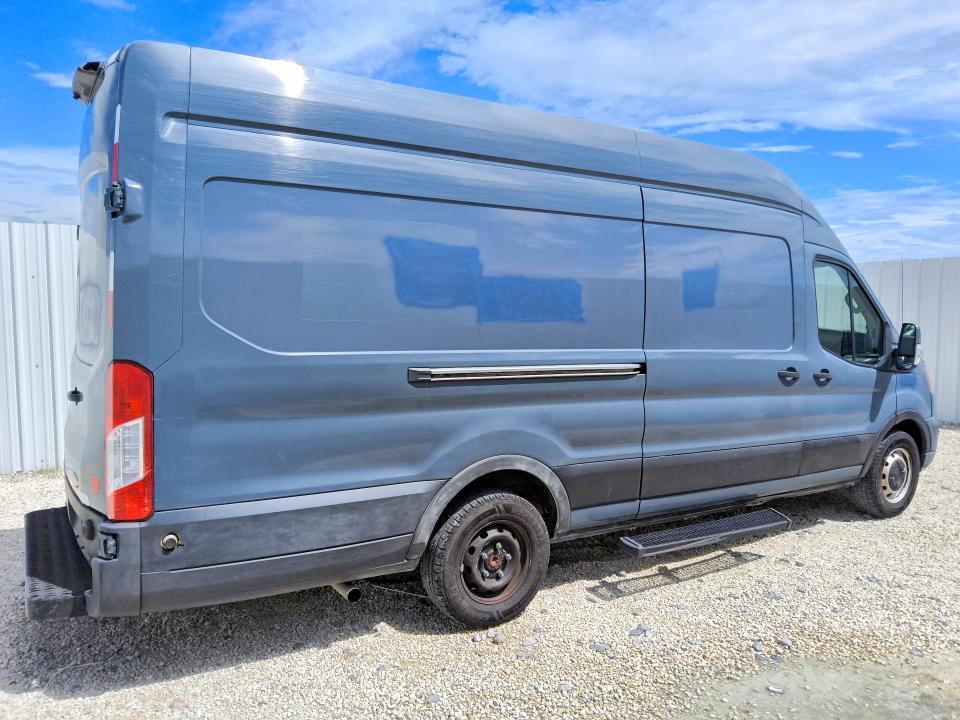 Photo 3 from auction – 2020 FORD TRANSIT with VIN 1FTBR3X85LKA87415