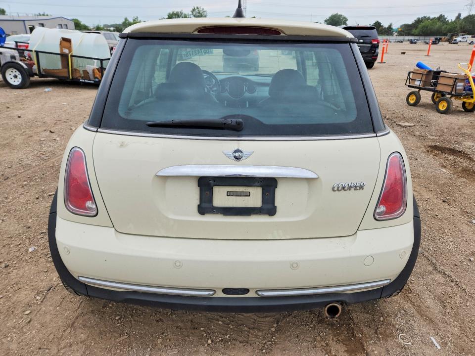 Photo 6 from auction – 2005 MINI COOPER with VIN WMWRC33415TJ65105