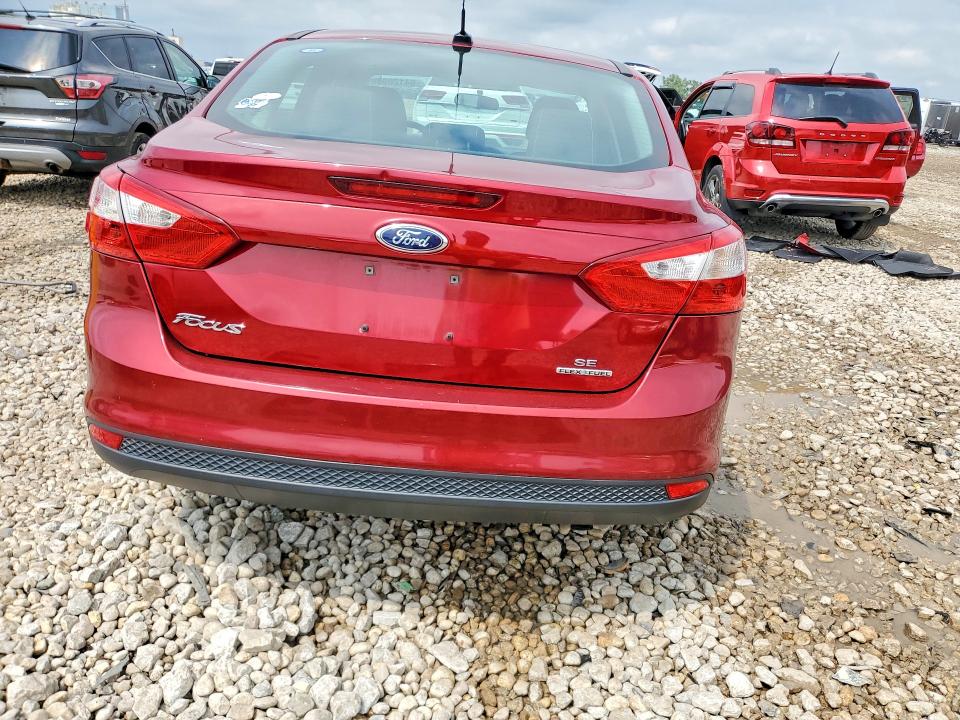 Photo 6 from auction – 2014 FORD FOCUS with VIN 1FADP3F25EL222634