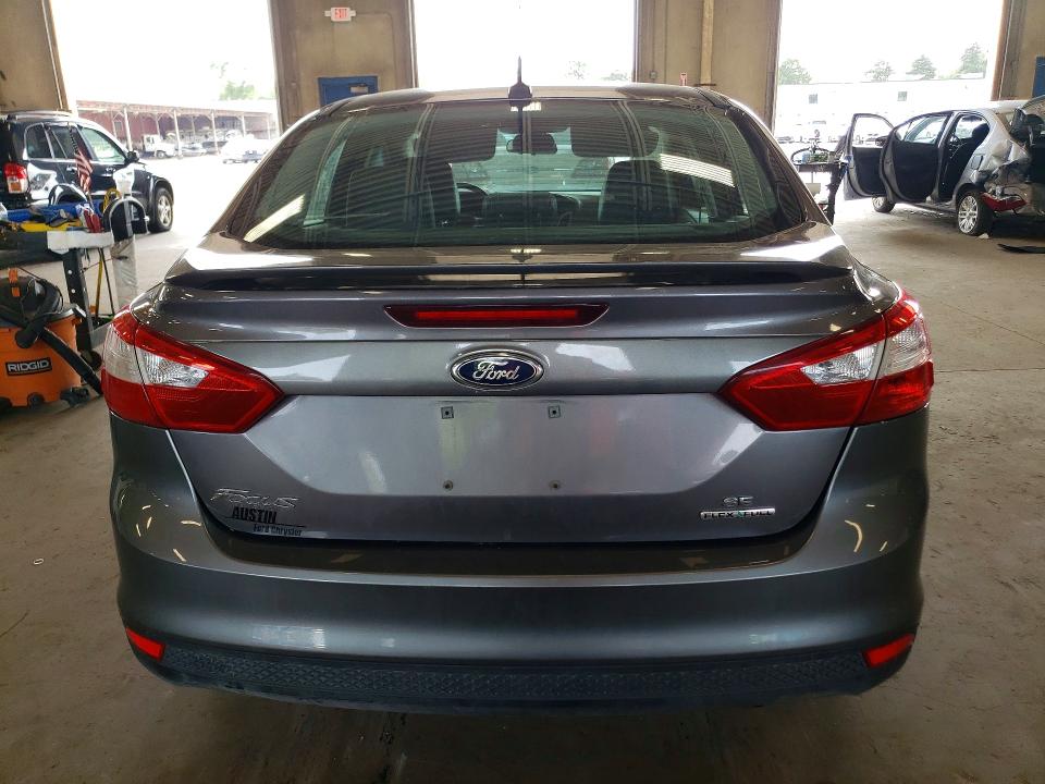 Photo 6 from auction – 2014 FORD FOCUS with VIN 1FADP3F23EL209607
