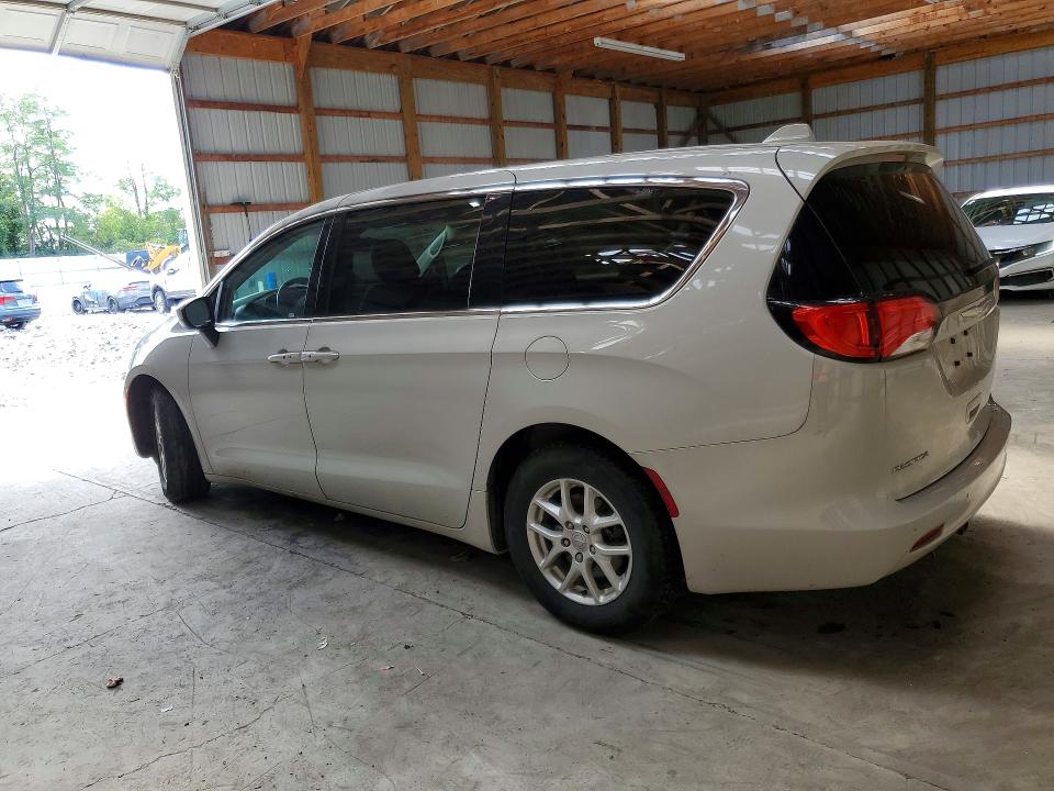 Photo 2 from auction – 2017 CHRYSLER PACIFICA with VIN 2C4RC1DG2HR551656