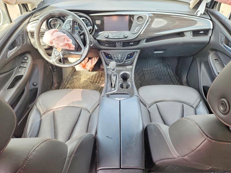 Photo 8 from auction – 2017 BUICK ENVISION with VIN LRBFXDSA0HD073486