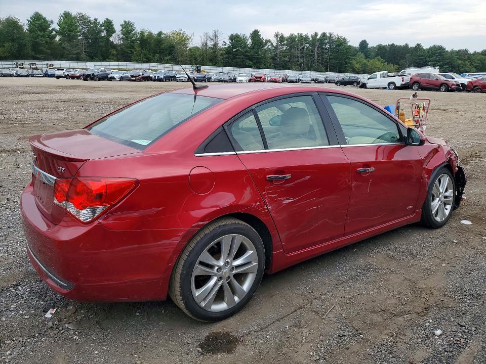 Photo 3 from auction – 2011 CHEVROLET CRUZE with VIN 1G1PH5S92B7188118