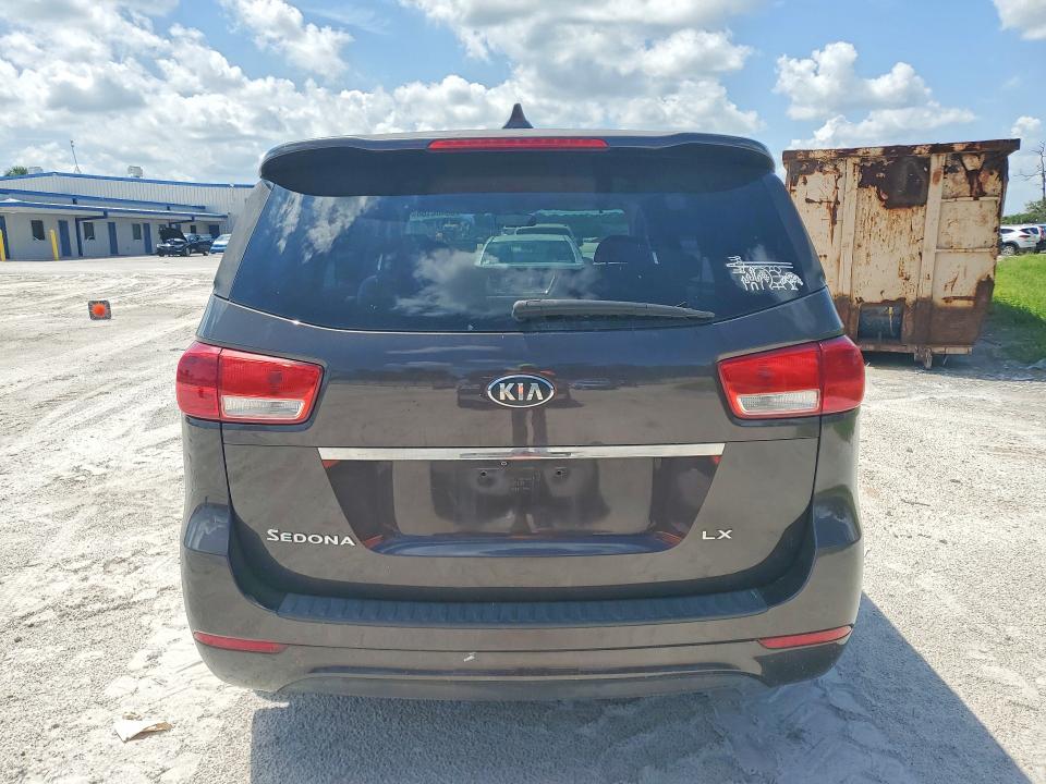 Photo 6 from auction – 2017 KIA SEDONA with VIN KNDMB5C10H6222172