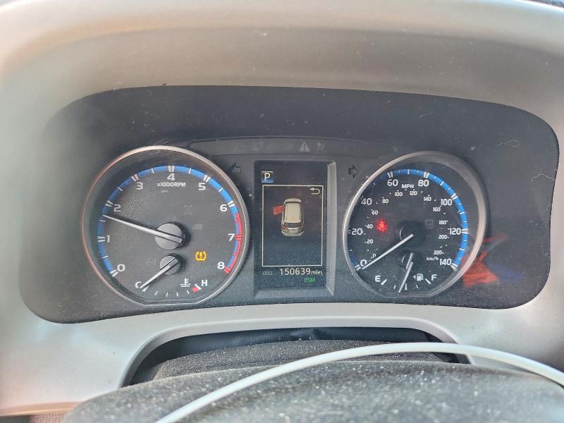 Photo 9 from auction – 2018 TOYOTA RAV4 with VIN 2T3WFREV9JW476701