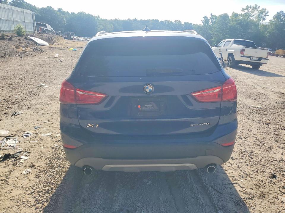 Photo 6 from auction – 2019 BMW X1 with VIN WBXHU7C55K3H44756