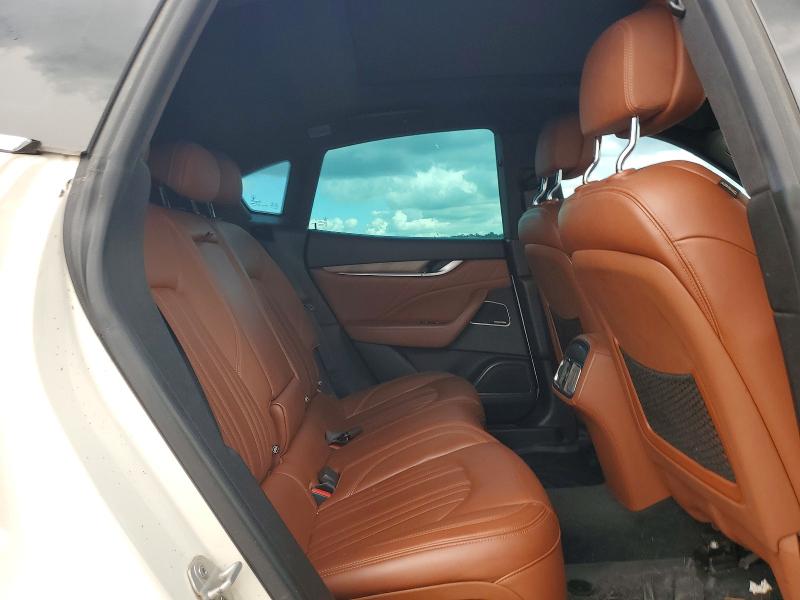 Photo 11 from auction – 2019 MASERATI LEVANTE with VIN ZN661XUL3KX334147
