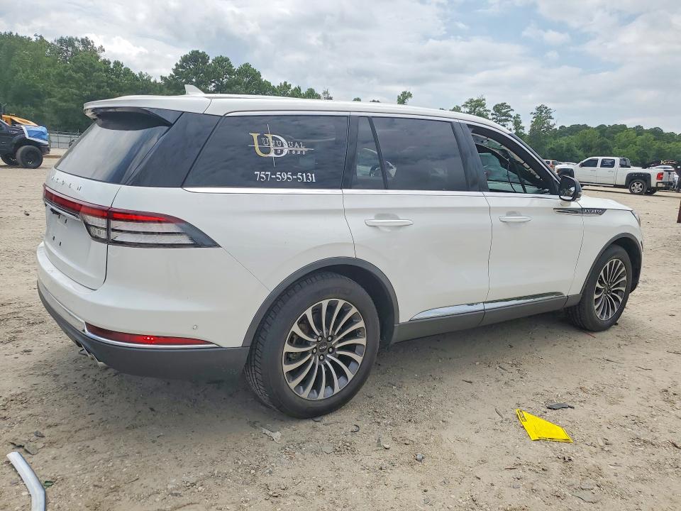 Photo 3 from auction – 2020 LINCOLN AVIATOR with VIN 5LM5J7XC8LGL27987