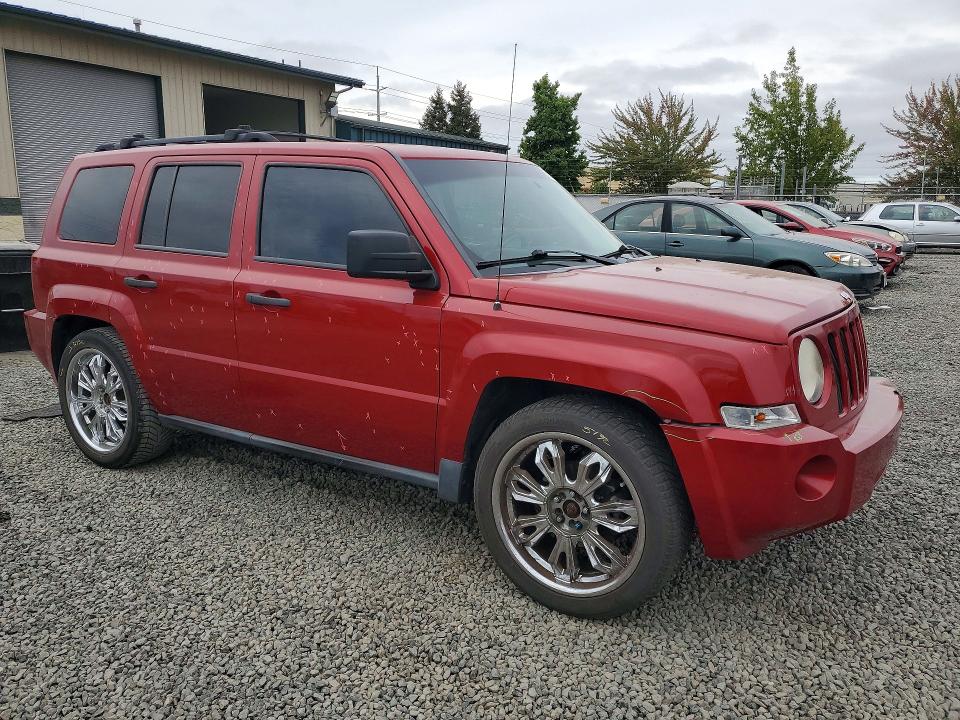Photo 4 from auction – 2007 JEEP PATRIOT with VIN 1J8FF28W27D293991
