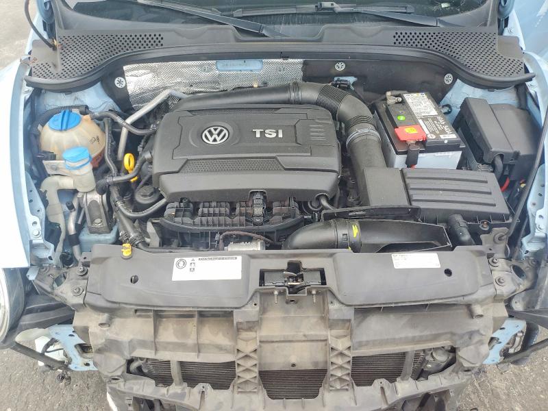 Photo 11 from auction – 2015 VOLKSWAGEN BEETLE with VIN 3VW517AT4FM801697