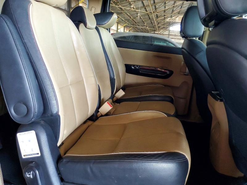 Photo 11 from auction – 2015 KIA SEDONA with VIN KNDMC5C13F6049810
