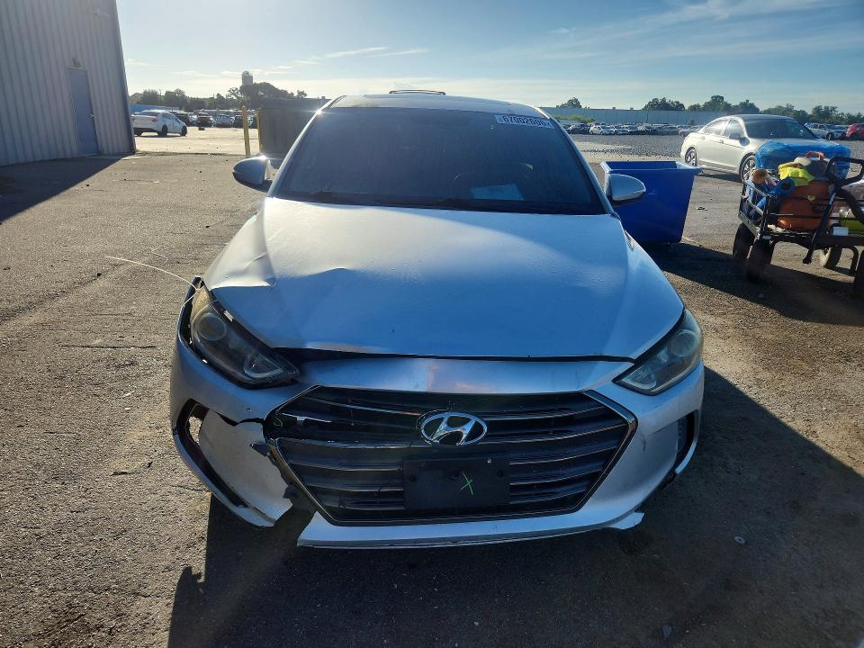 Photo 5 from auction – 2017 HYUNDAI ELANTRA with VIN 5NPD84LF2HH047997