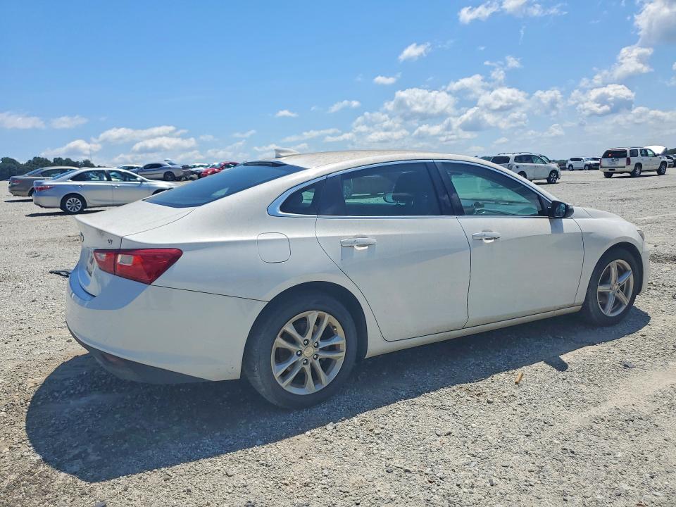 Photo 3 from auction – 2018 CHEVROLET MALIBU with VIN 1G1ZD5STXJF203923