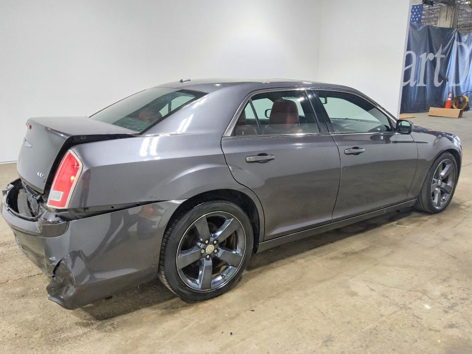 Photo 3 from auction – 2013 CHRYSLER 300 with VIN 2C3CCABG5DH743313