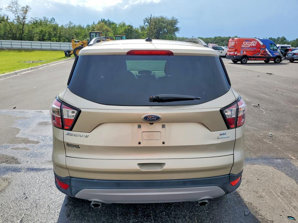 Photo 6 from auction – 2018 FORD ESCAPE with VIN 1FMCU0GD9JUB46039