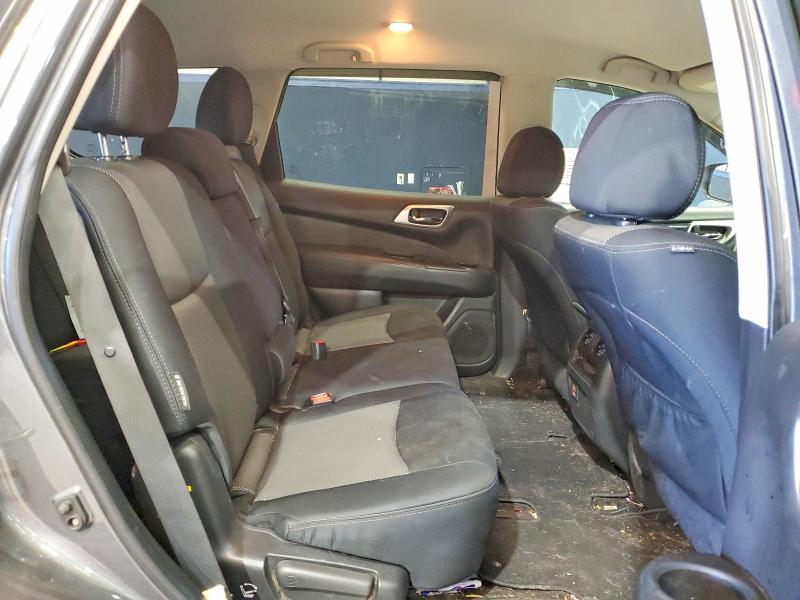 Photo 11 from auction – 2018 NISSAN PATHFINDER with VIN 5N1DR2MM4JC674325
