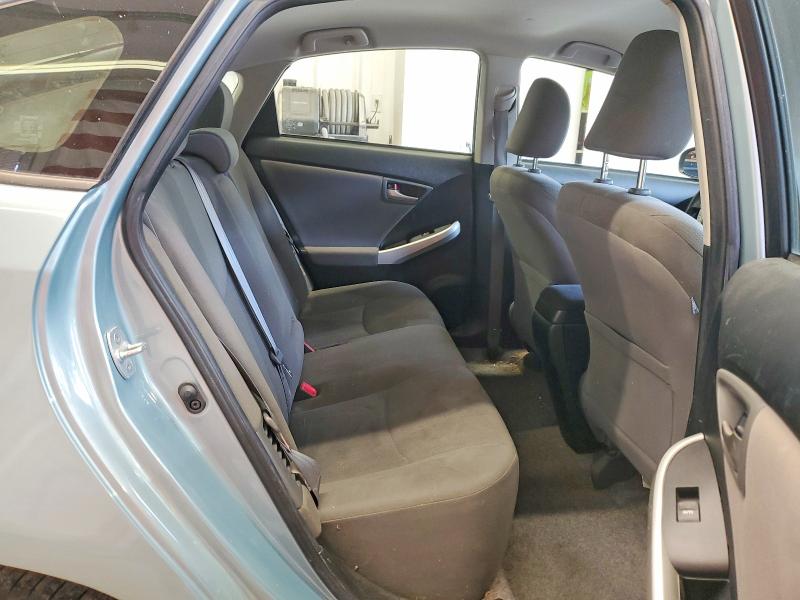 Снимка 10 от търг – 2013 TOYOTA PRIUS с VIN JTDKN3DU1D5663580