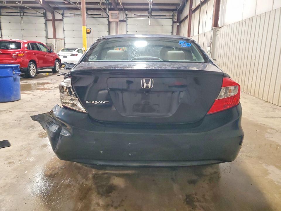 Photo 6 from auction – 2012 HONDA CIVIC with VIN 2HGFB2F84CH311719