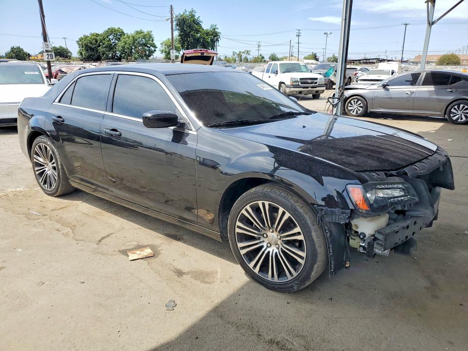 صورة رقم 4 من المزاد - 2012 CHRYSLER 300 مع VIN 2C3CCABG3CH115247