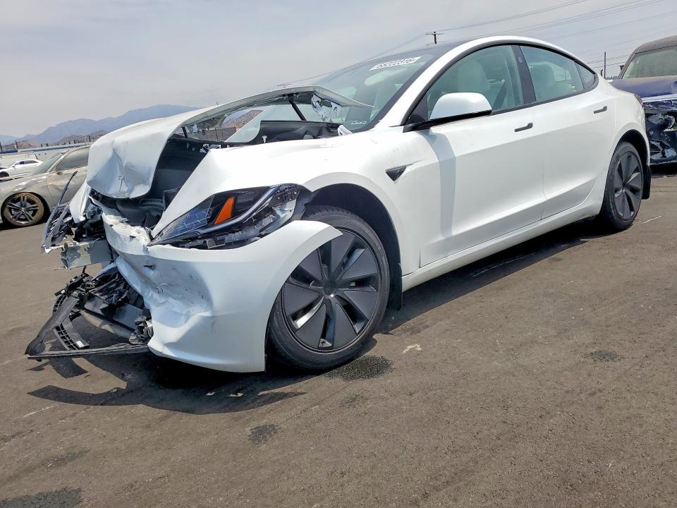 Снимка 1 от търг – 2025 TESLA MODEL 3 с VIN 5YJ3E1EAXSF904934