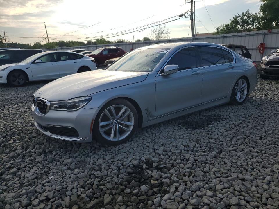 BMW 750 2016 with VIN WBA7F2C56GG416813 - Photo from auction