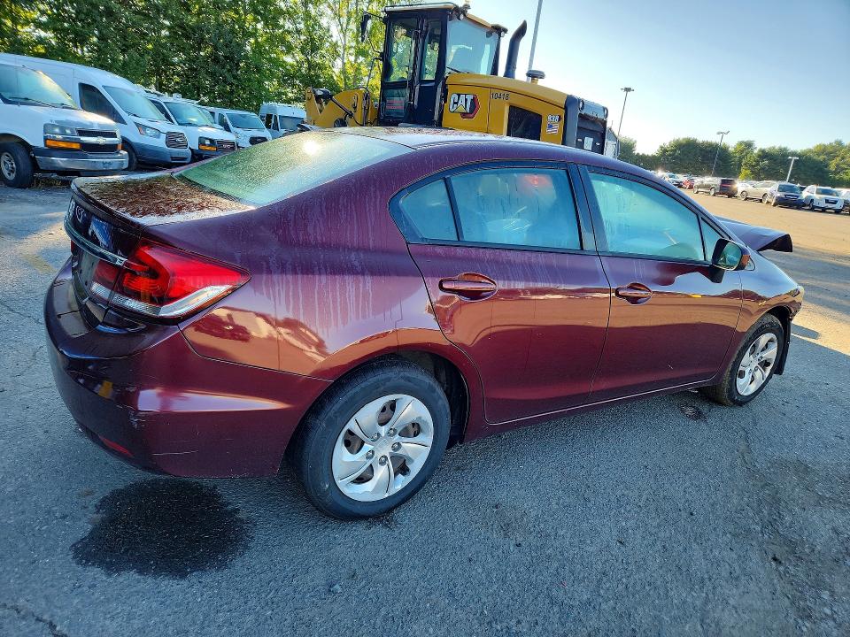 Photo 3 from auction – 2015 HONDA CIVIC with VIN 19XFB2F5XFE700711