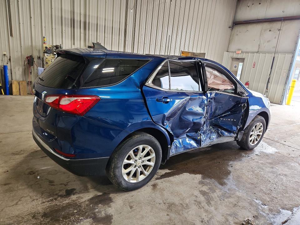 Photo 3 from auction – 2019 CHEVROLET EQUINOX with VIN 2GNAXUEV9K6231704