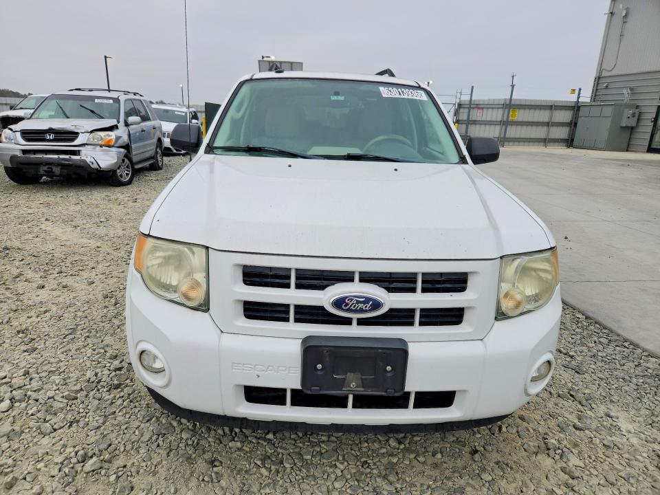 Photo 5 from auction – 2011 FORD ESCAPE with VIN 1FMCU5K33BKB48815